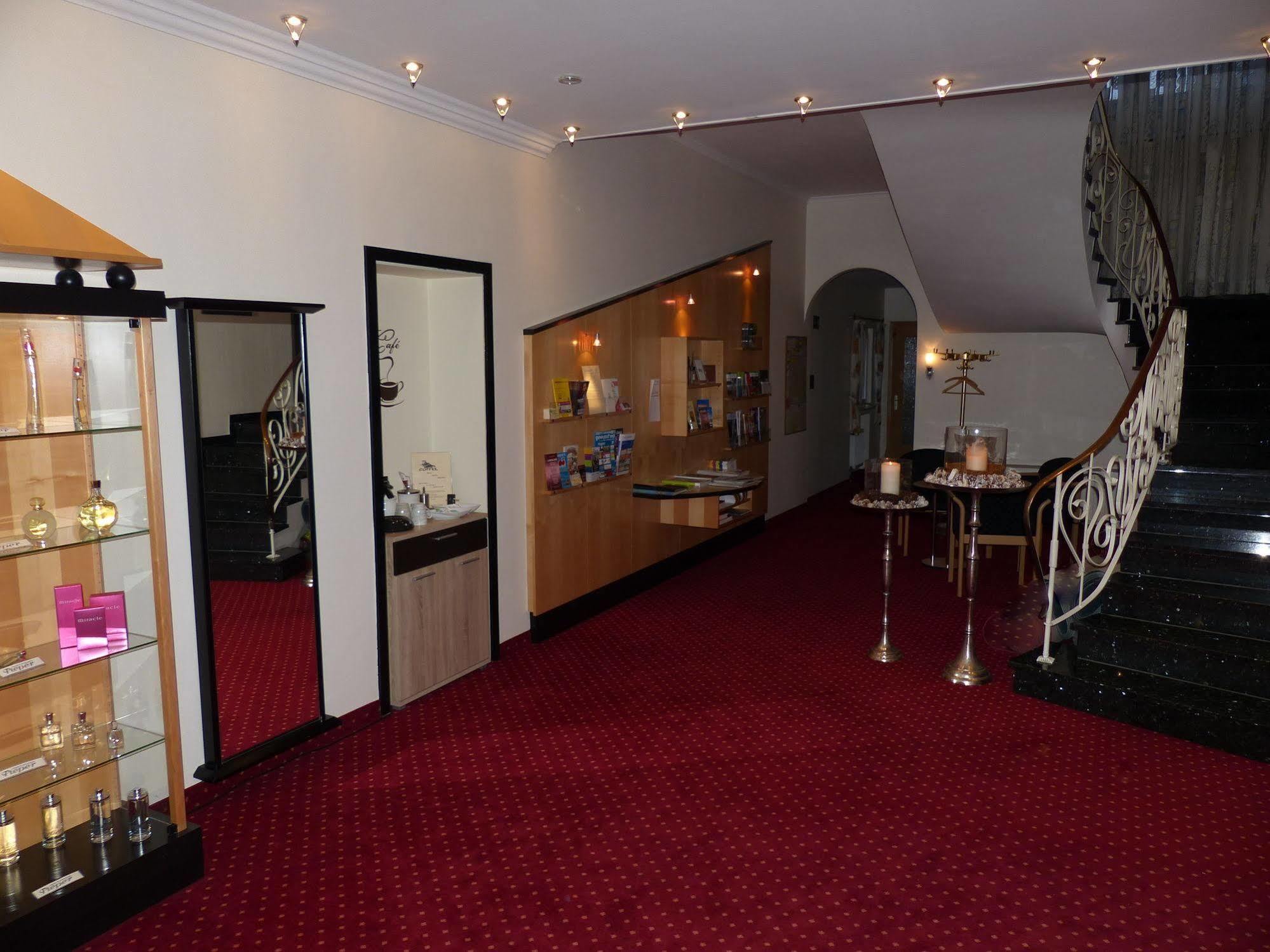 City Hotel By Celina Hagen (Arnsberg) Exterior foto